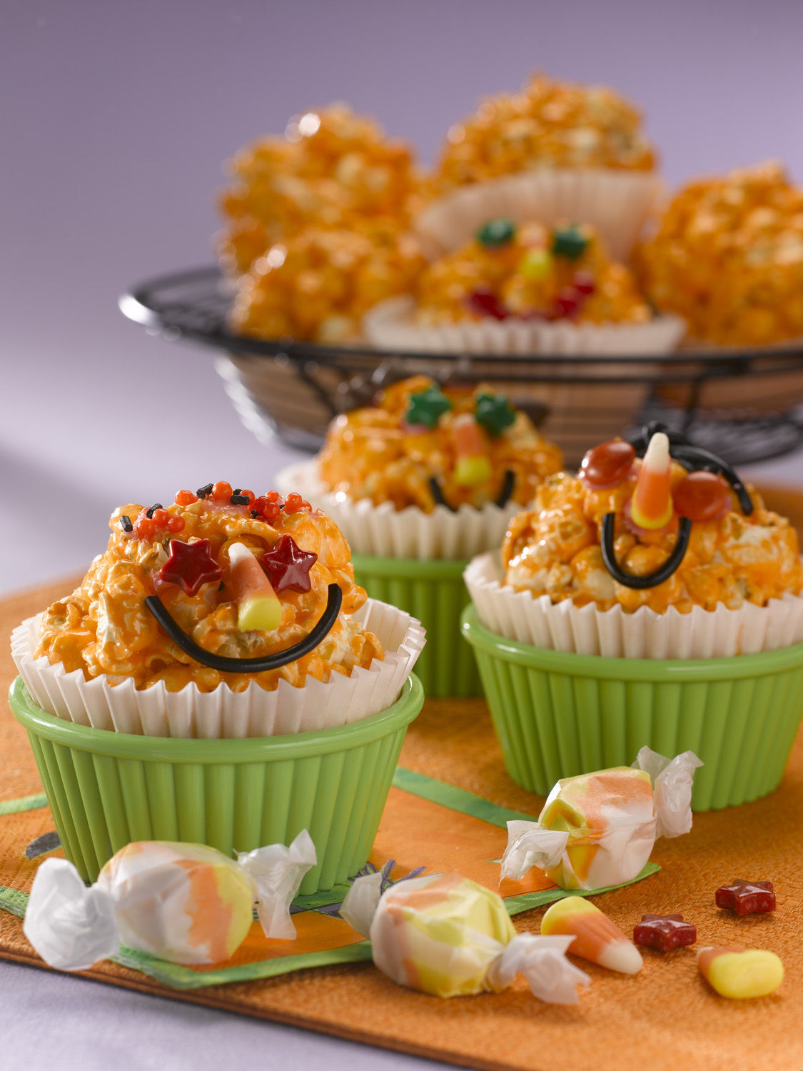 Halloween Jack-o-Lantern Popcorn Balls